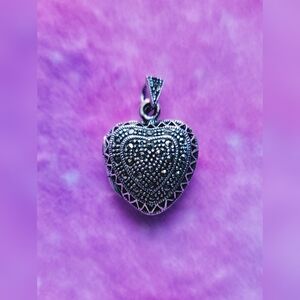 Marcasite 925 Silver Heart Pendant Locket